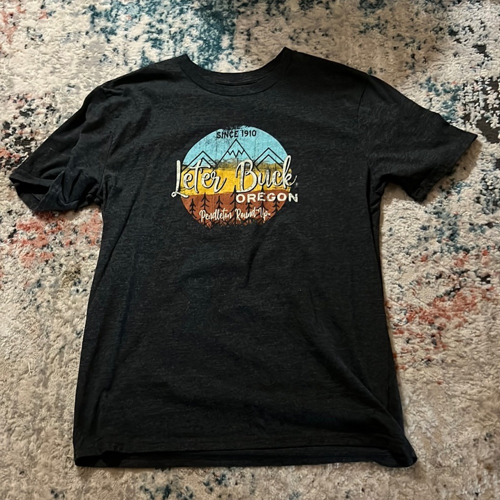 Let’re Buck Graphic Tee